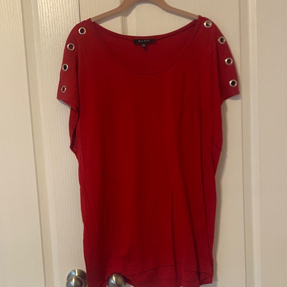 B.L.E.U. Red Short Sleeve Top with Grommet Details